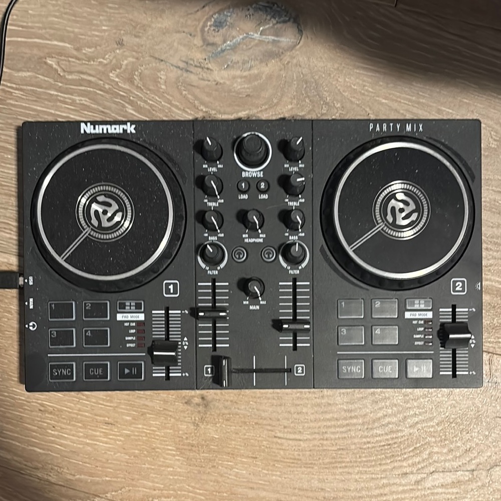 Party Mix DJ Controller - Black
